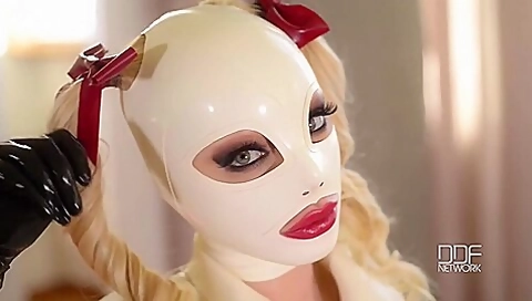 Latex Lucy In Latex Wonderland - Sex Goddess Sucks Vibrator In Full Attire