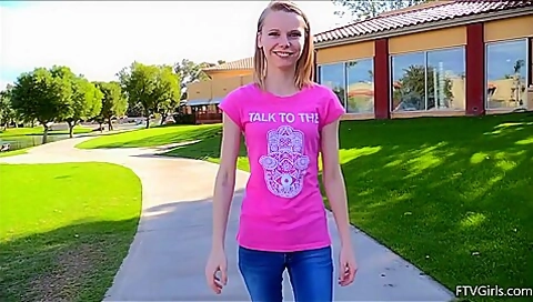The Shy Little teen 18+ 1 - Catarina