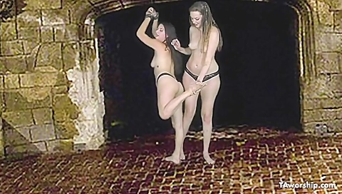 Indica, Sablique Von Lux - Dungeon Tickling