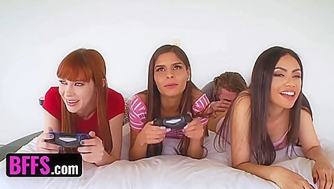 Gamer Girls Take Turns Sucking On Step Bros Dick With Alexa Nova And Katya Rodriguez