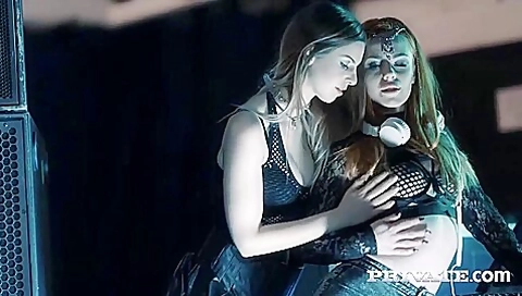 Lucia Love, Samantha Bentley And Stella Cox In Videoclip Original Sin