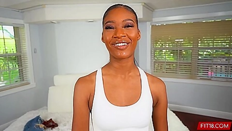 Ebony Sultry Minx Incredible Adult - Isla Biza