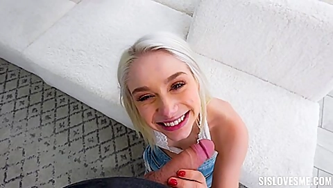 Scarlett Hampton - Games With A Twist
