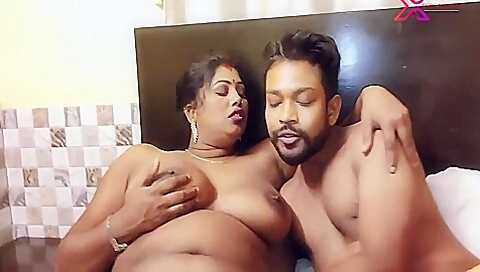 Indian Hot Milf ,laxmi Bhabi 22 Min